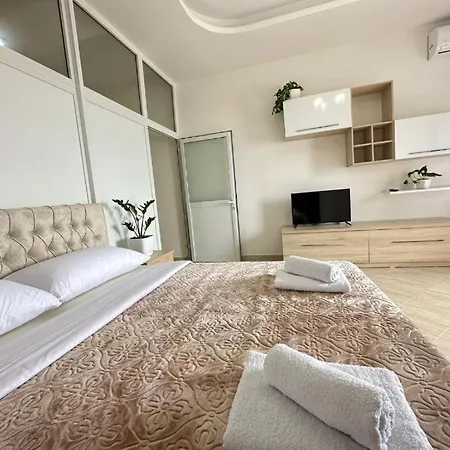 Trea Accomodations- Vola Vlore